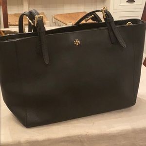 Black Tory Burch handbag